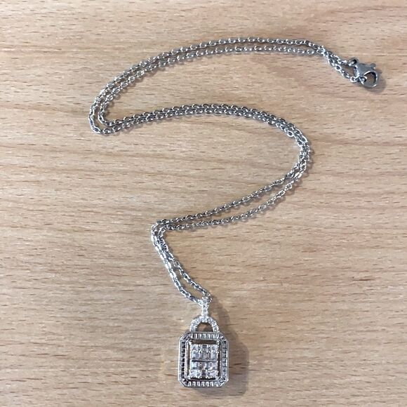 The Gatsby 925 Silver White Sapphire pendant necklace - Picture 8 of 10